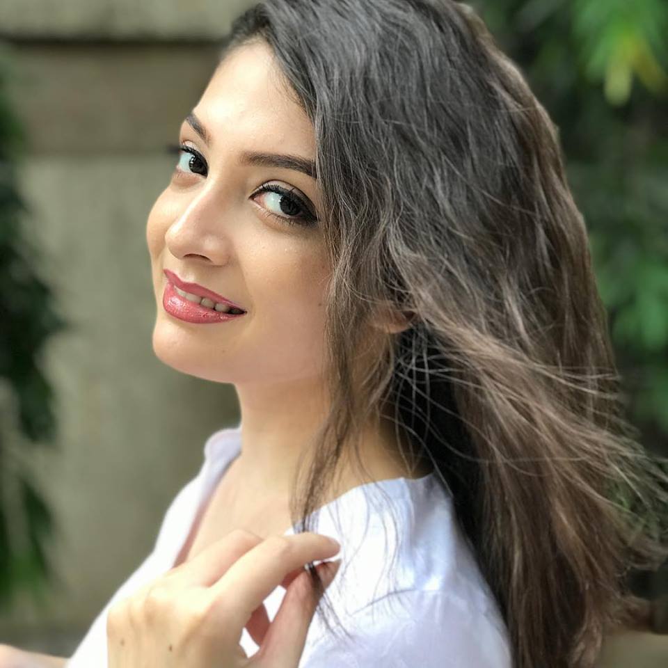 Puja Joshi 